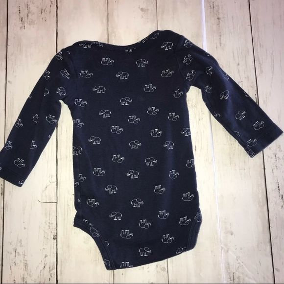 18 month Carter’s blue stripe onesie elephant pant lot - Picture 11 of 12